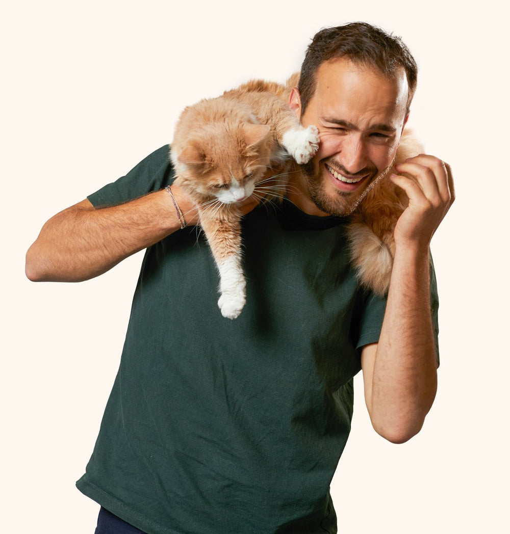 Alyosha, fondateur de la marque d'alimentation pour chat sans céréales Ziggy